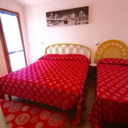 Chalet Pittulongu Chalet Sleeps 9 *